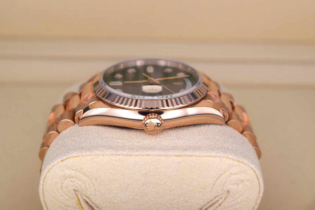 Rolex Day-Date 36 Ref. 128235 Roségold – Chocolate Ziffernblatt mit Diamanten | Full Set 2021
