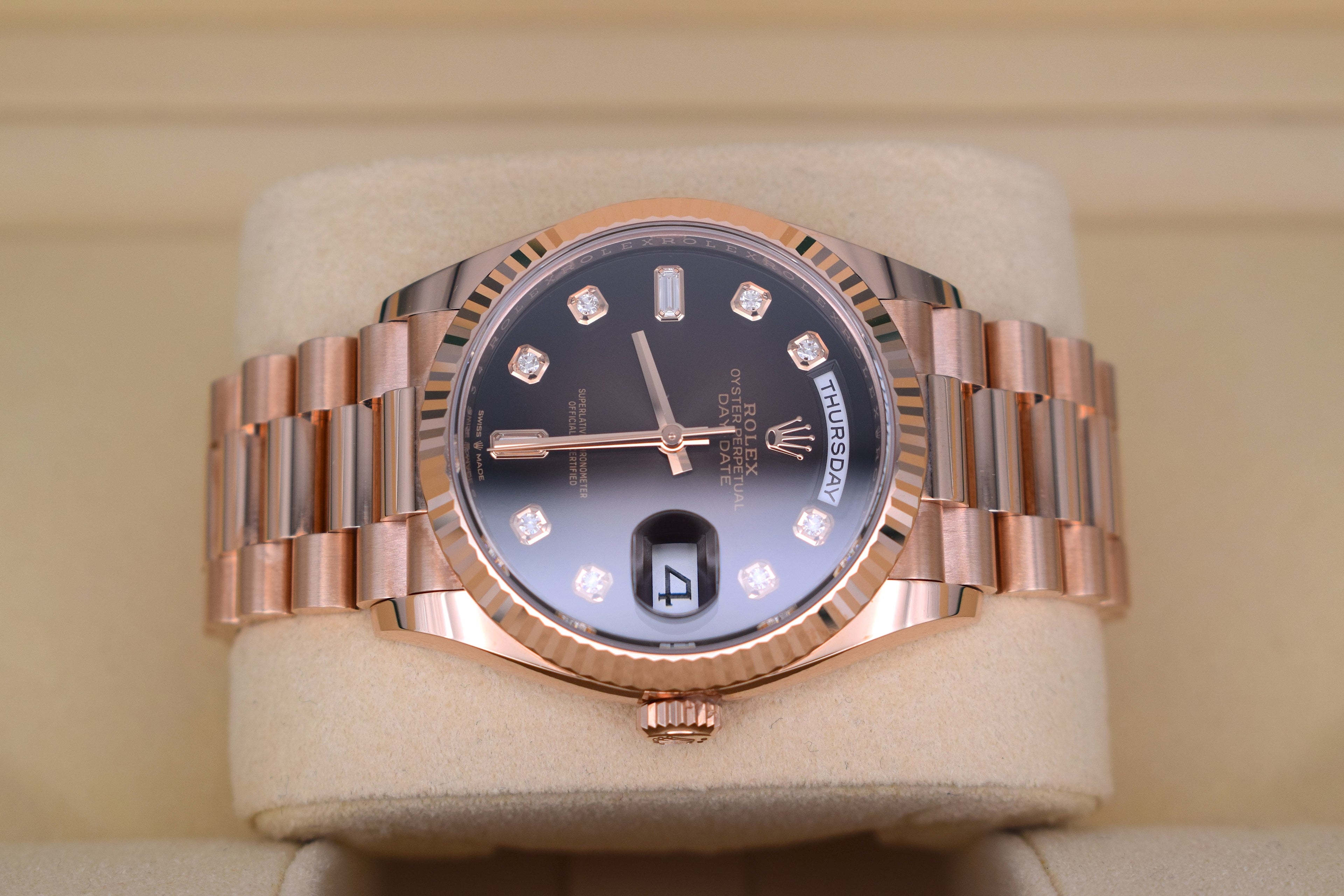 Rolex Day-Date 36 Ref. 128235 Roségold – Chocolate Ziffernblatt mit Diamanten | Full Set 2021
