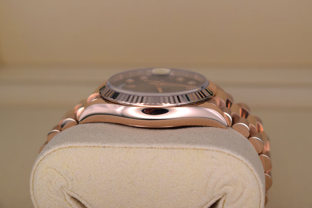 Rolex Day-Date 36 Ref. 128235 Roségold – Chocolate Ziffernblatt mit Diamanten | Full Set 2021